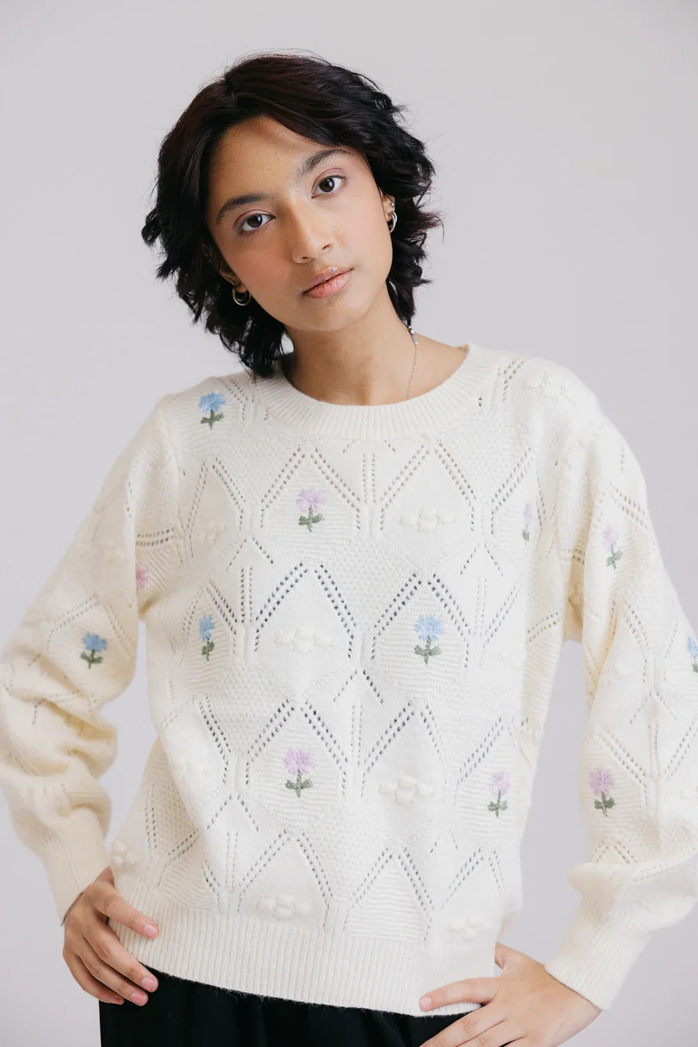 Full Sleeves Round Neck Pullover Sweater Sheath Sleeve Elegant
