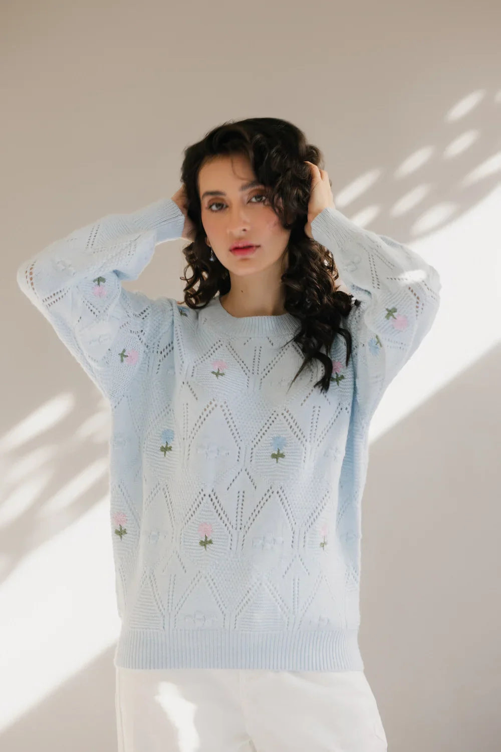 Full Sleeves Round Neck Pullover Sweater Keyhole Neck Pullover