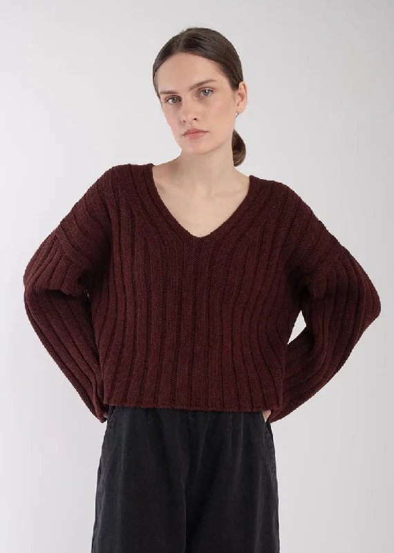 Micaela Greg - Cropped Ribbed Pullover in Plum Fine Merino Wool